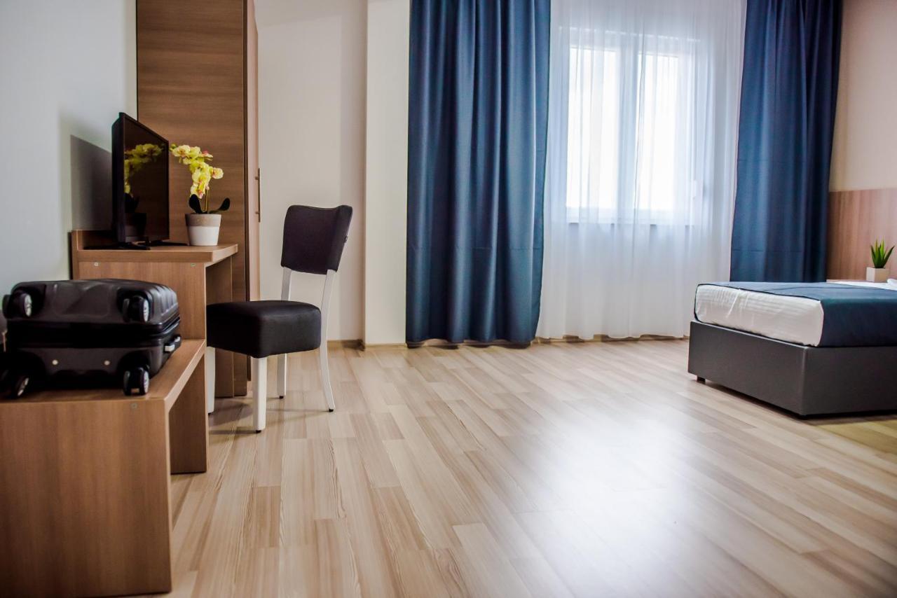 Hotel Ihtis Medugorje エクステリア 写真